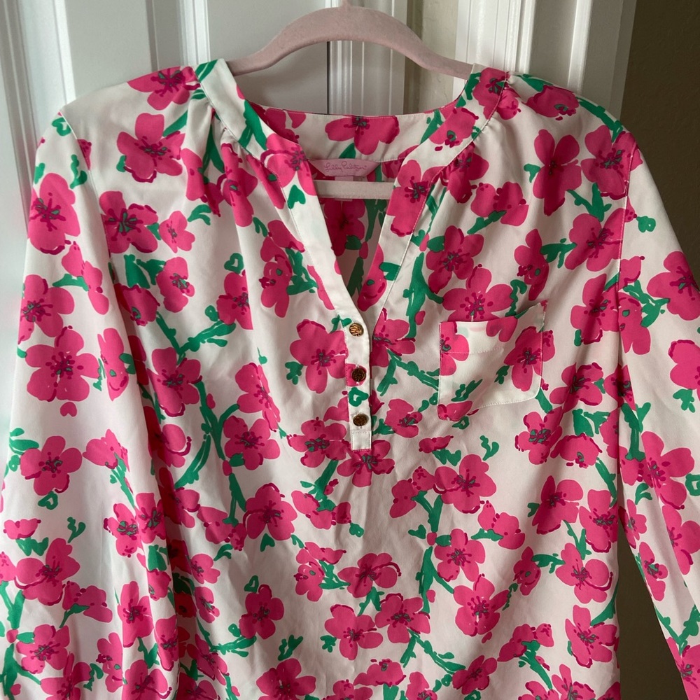Vintage Lily Pulitzer Fuchsia Pink and Green 80s Floral Blouse - Picture 2 of 3